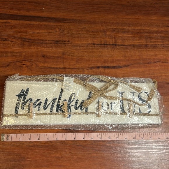 Hanging Thankful for US home decor tan and cream color wall decorations - Picture 4 of 4